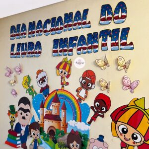 PAINEL DIA DO LIVRO INFANTIL