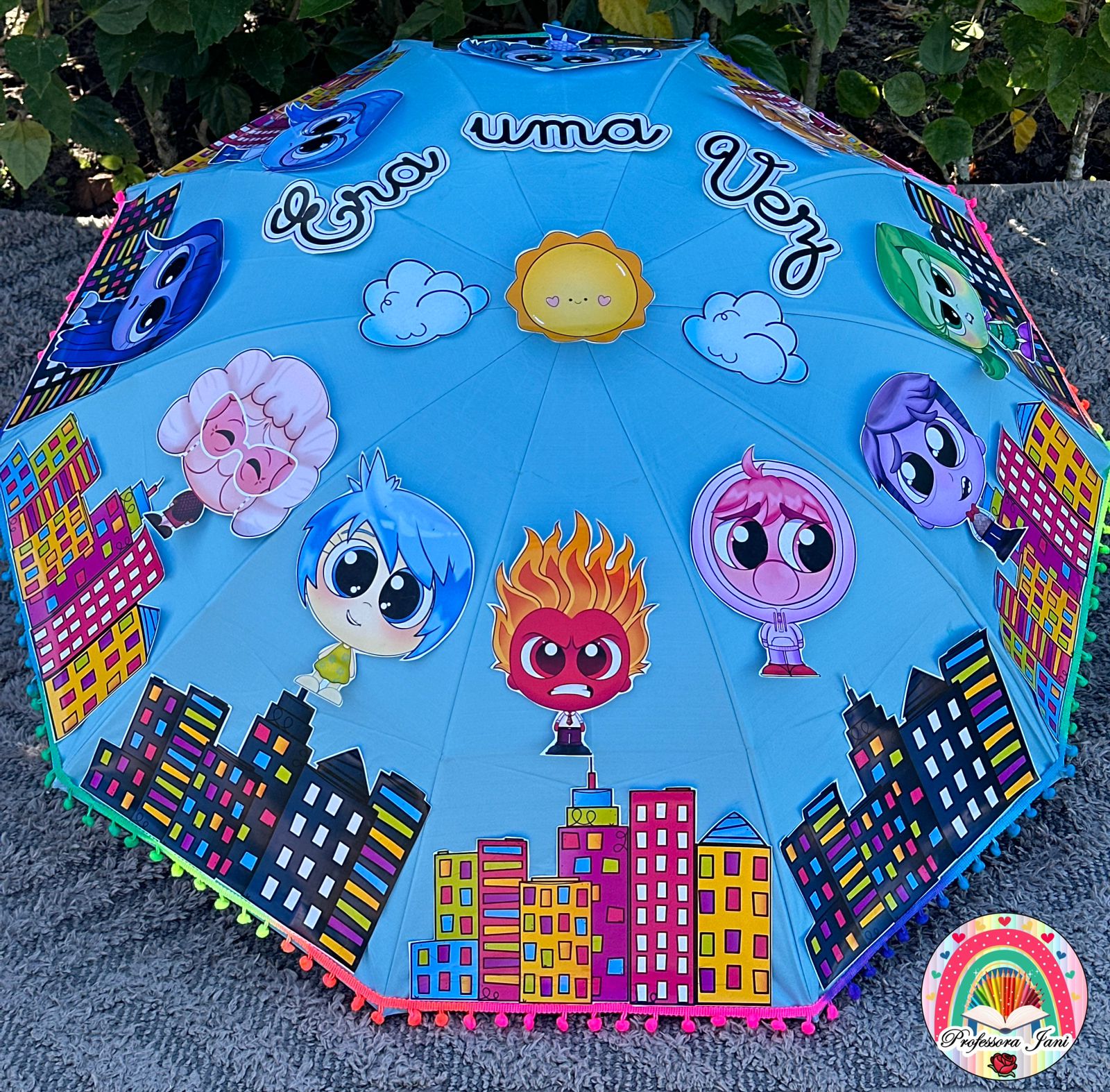 HISTÓRIA NA SOMBRINHA DIVERTIDAMENTE VOLTA ÀS AULAS - Imagem 2