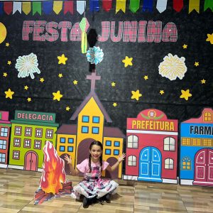 PAINEL GIGANTE VILA JUNINA